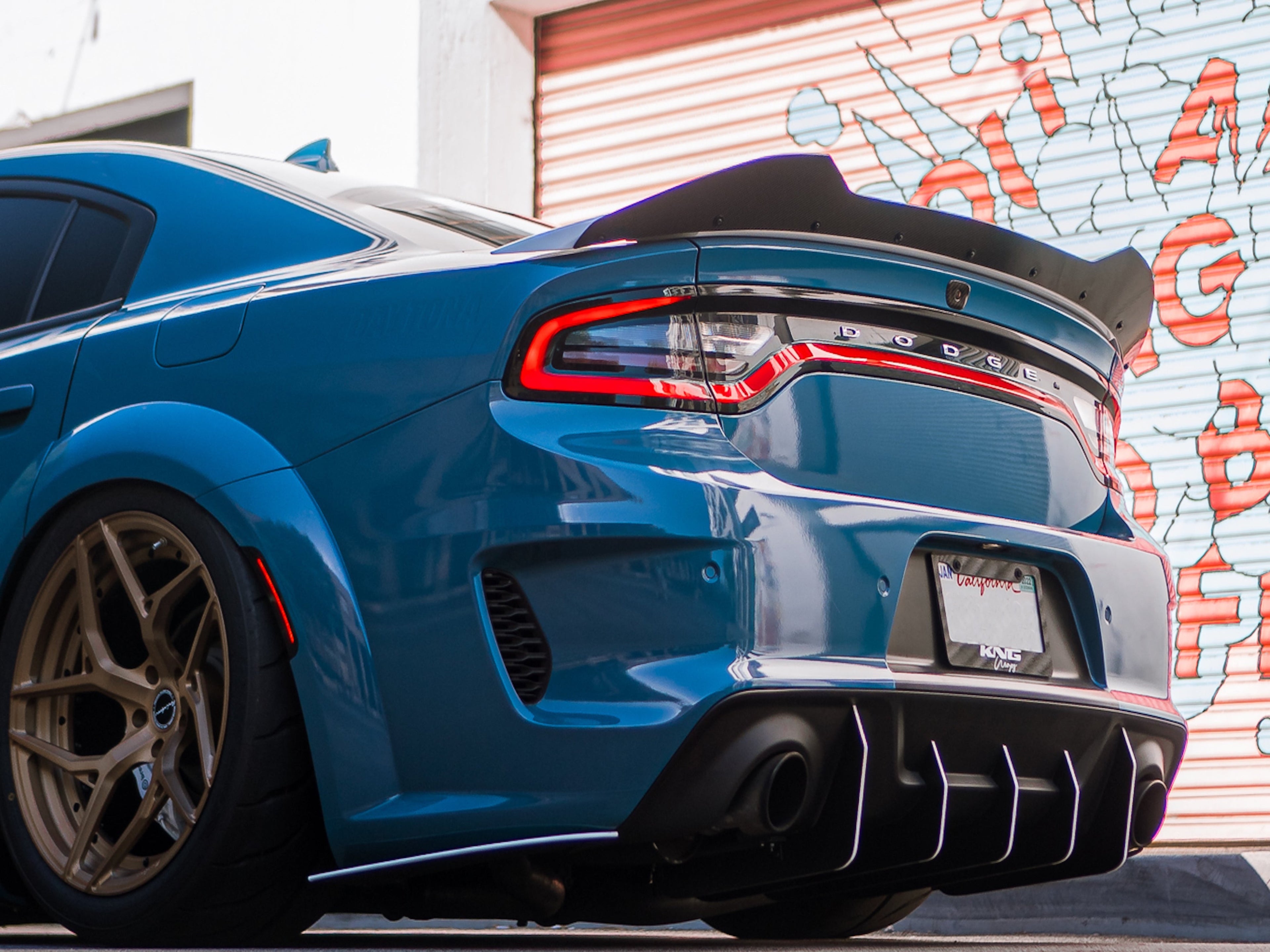 2020 - 2023 Dodge Charger Widebody: V2 M-Slant Round Design Diffuser