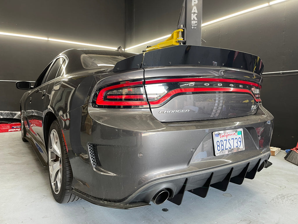 Dodge Charger SXT/RT 3 Piece Spoiler: Duckbill Design Wickerbill