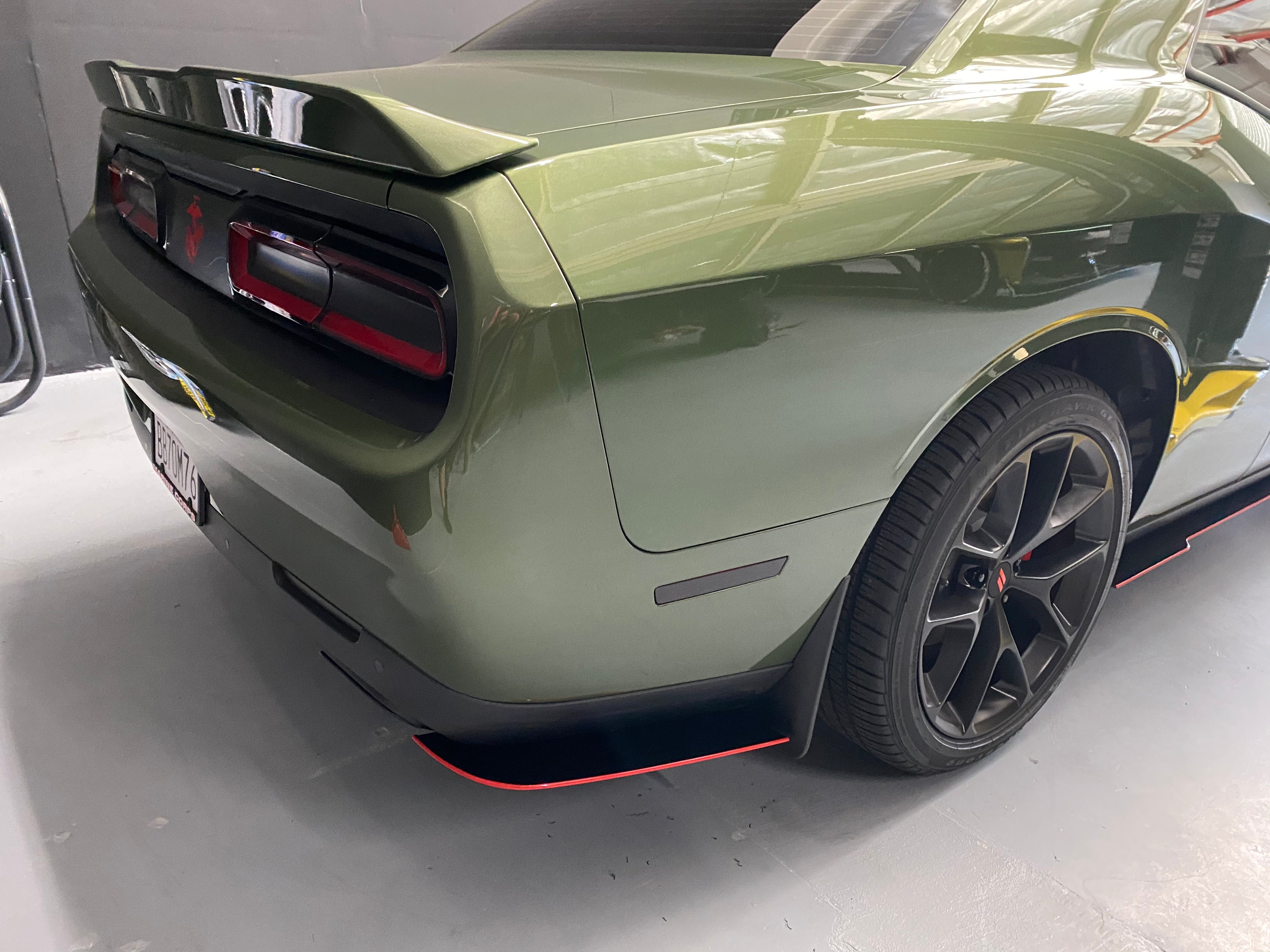 Dodge Challenger Rear Style Spats