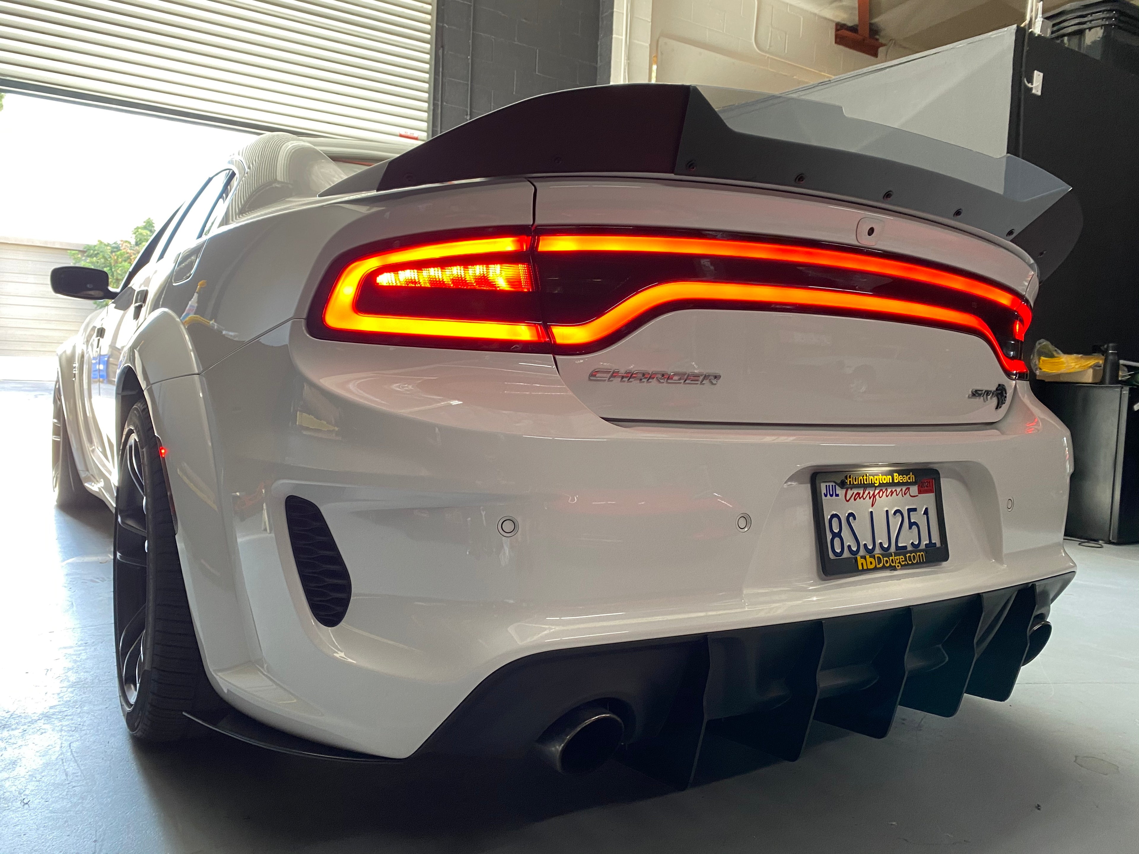 2020 - 2023 Dodge Charger Hellcat Widebody: Sharp Design Wickerbill