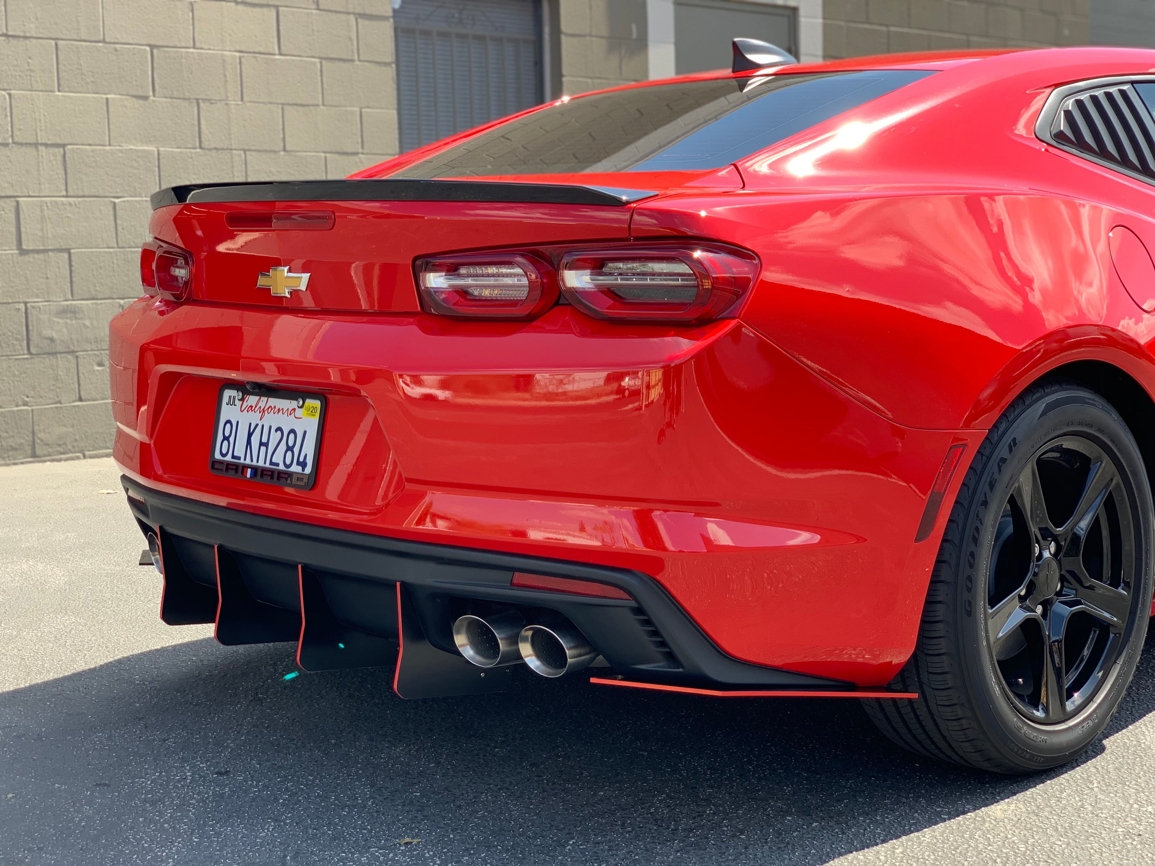 2019+ Chevrolet Camaro Dual Exhaust: New Design V2 3 Piece Diffuser