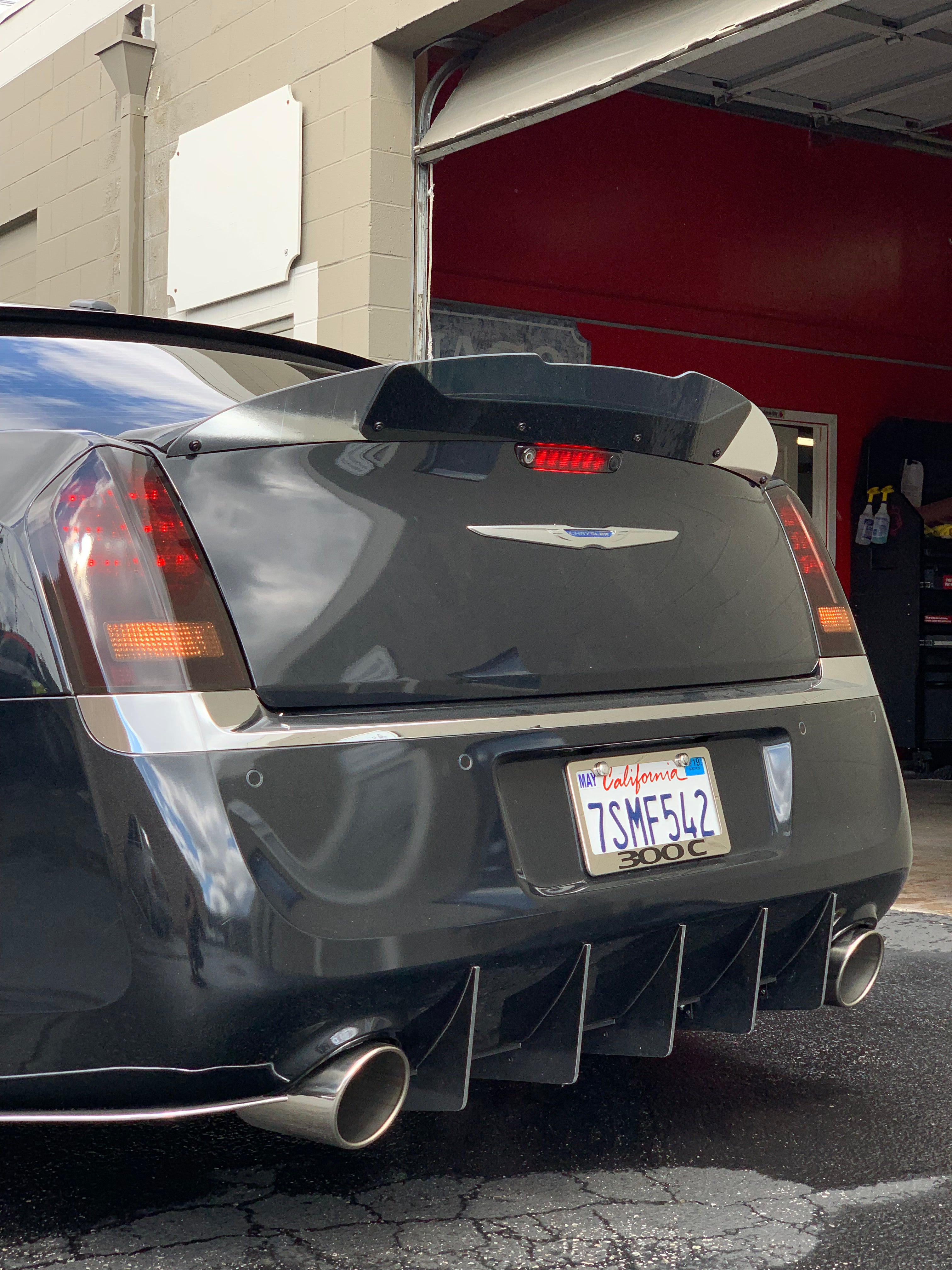 2011 - 2023 Chrysler 300 SRT Wickerbill