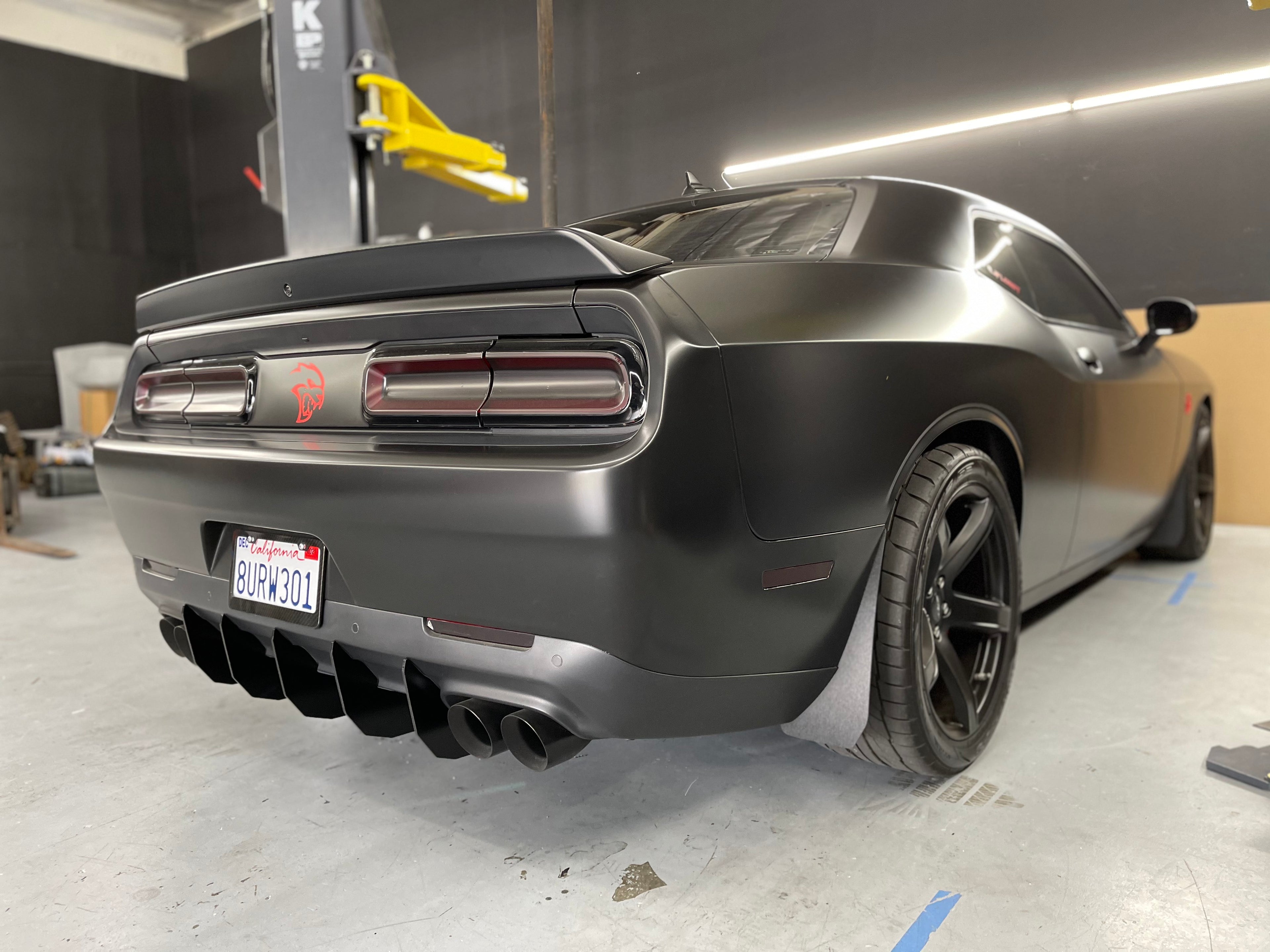 2015 - 2023 Dodge Challenger: V2 Honey Comb Diffuser