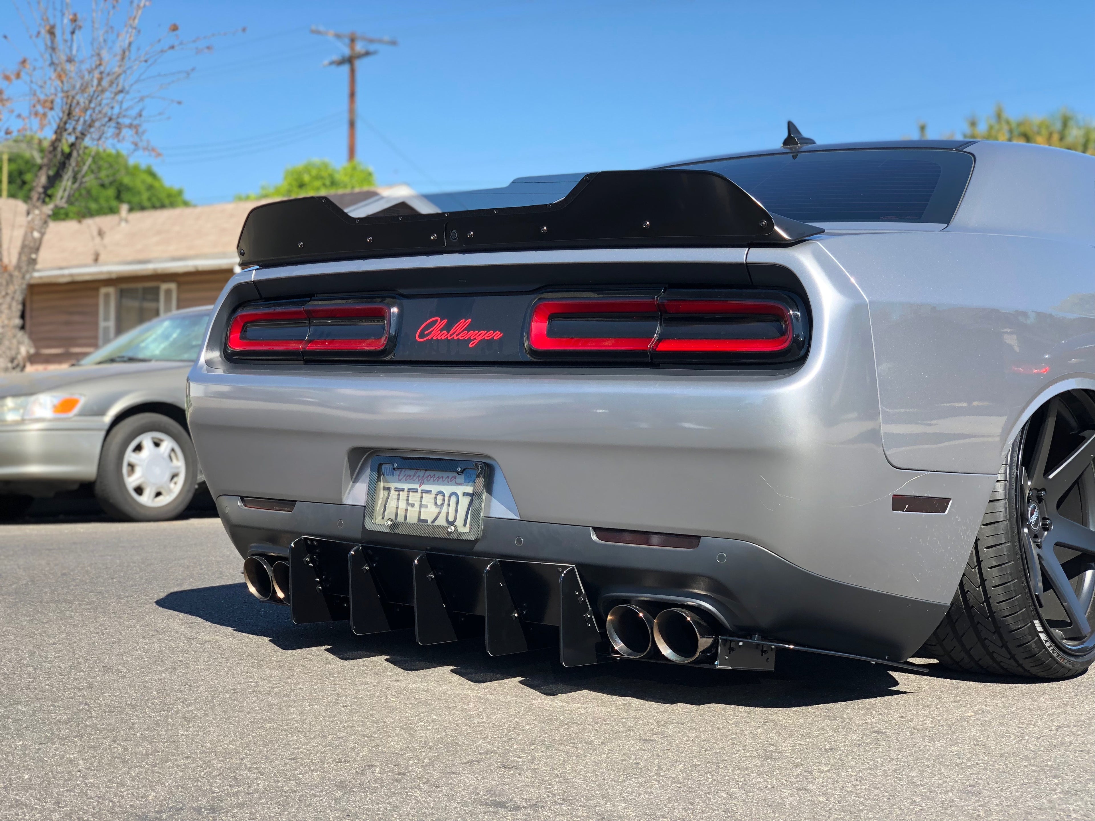 2008 - 2023 Dodge Challenger: Full Piece Diffusers