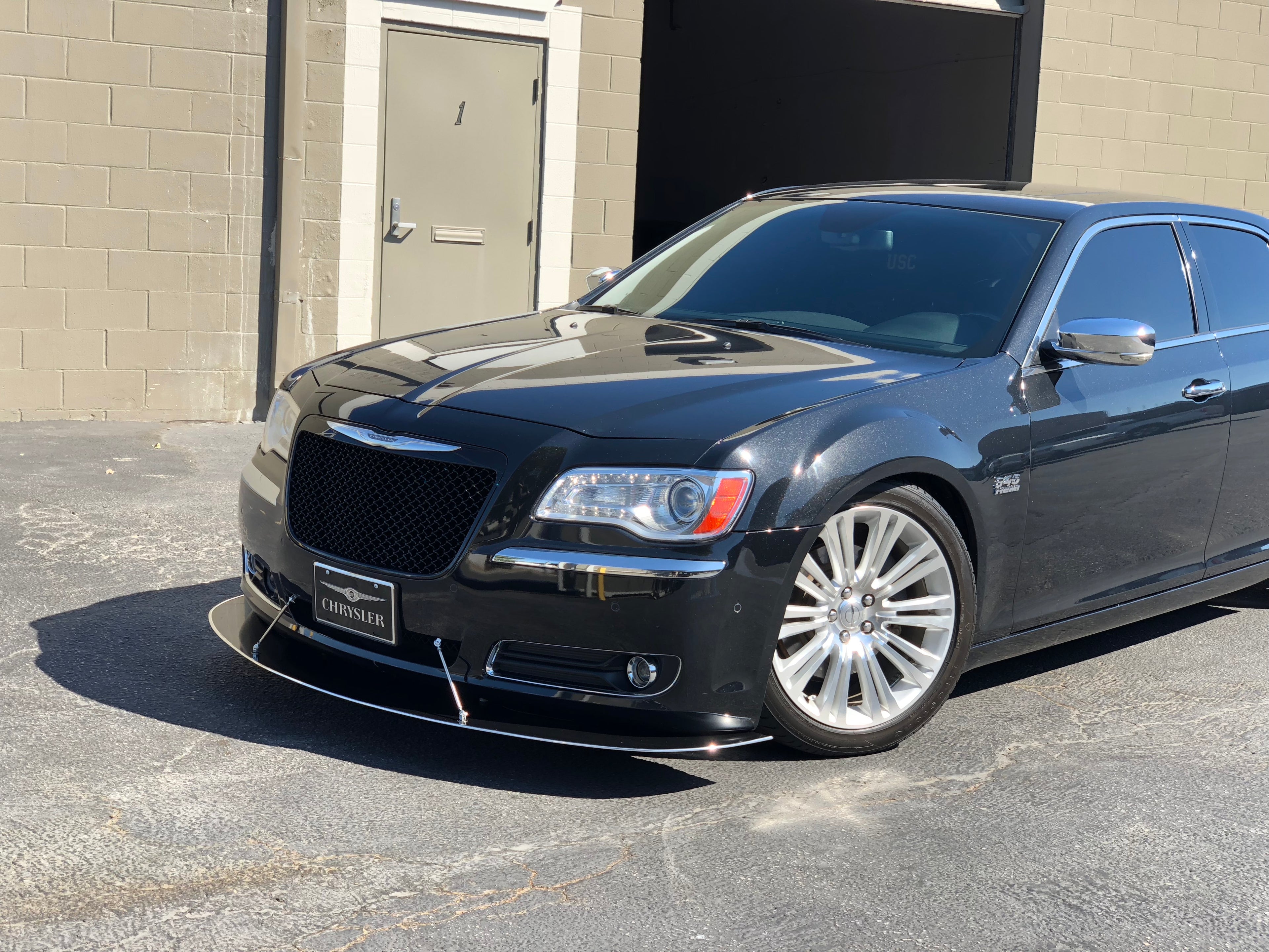2010 - 2014 Chrysler 300: Reg Design Splitter