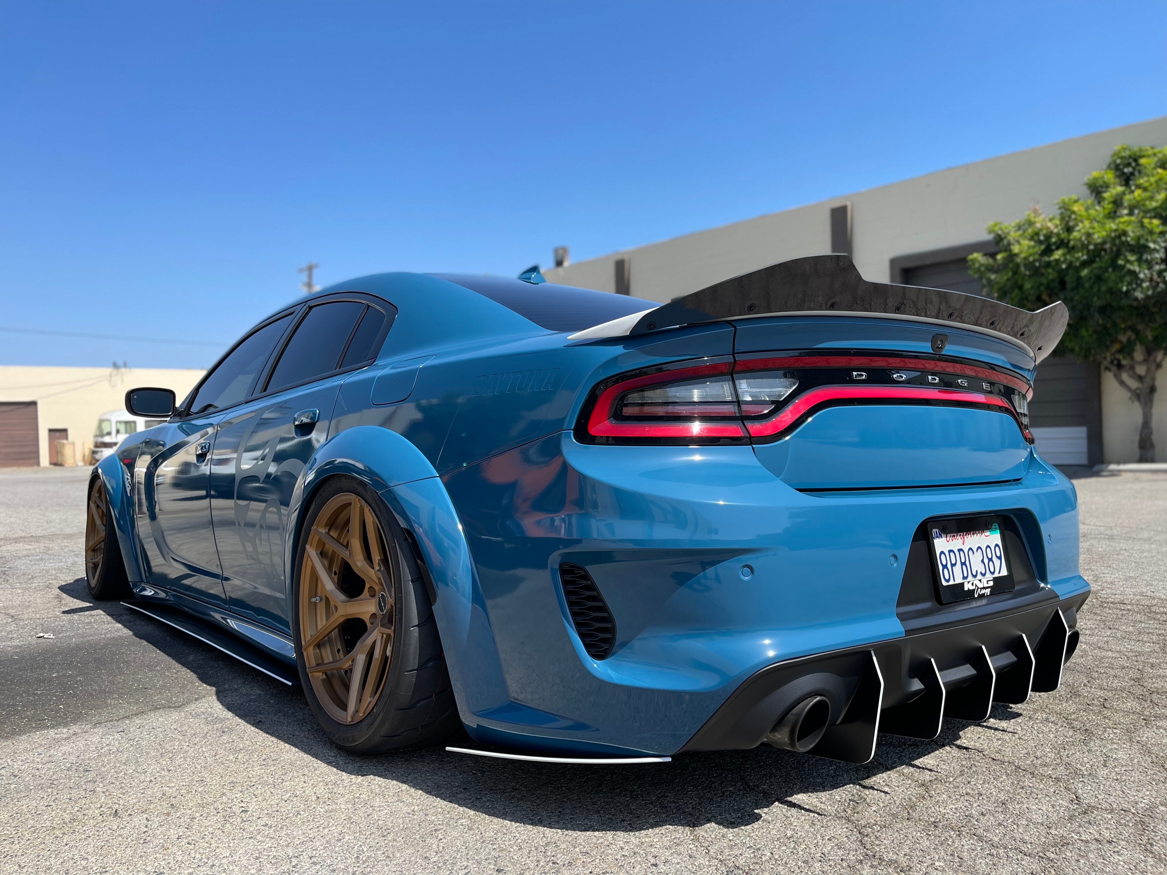 2020 - 2023 Dodge Charger Widebody: V2 M-Slant Round Design Diffuser