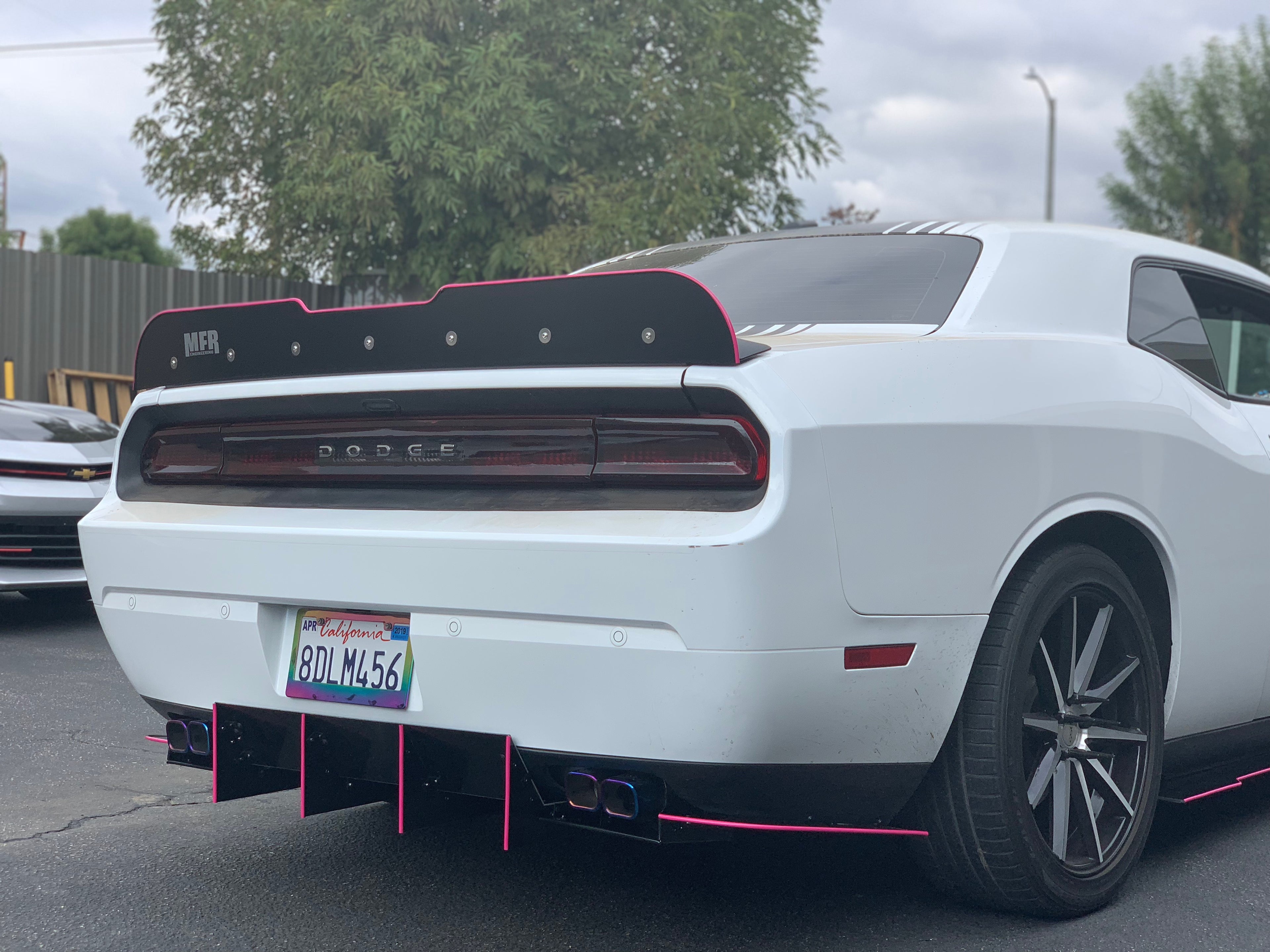 2008 - 2023 Dodge Challenger: Full Piece Diffusers