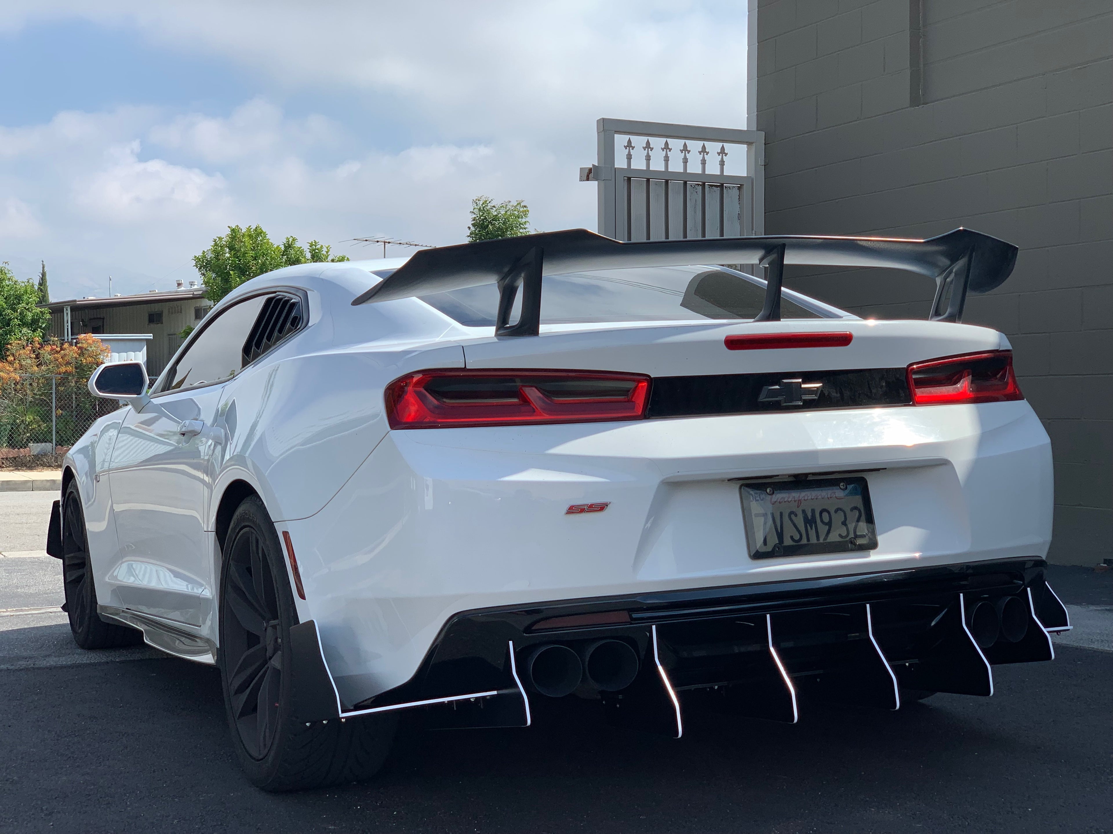 2016 - 2024 Chevrolet Camaro: Sphinx Diffuser