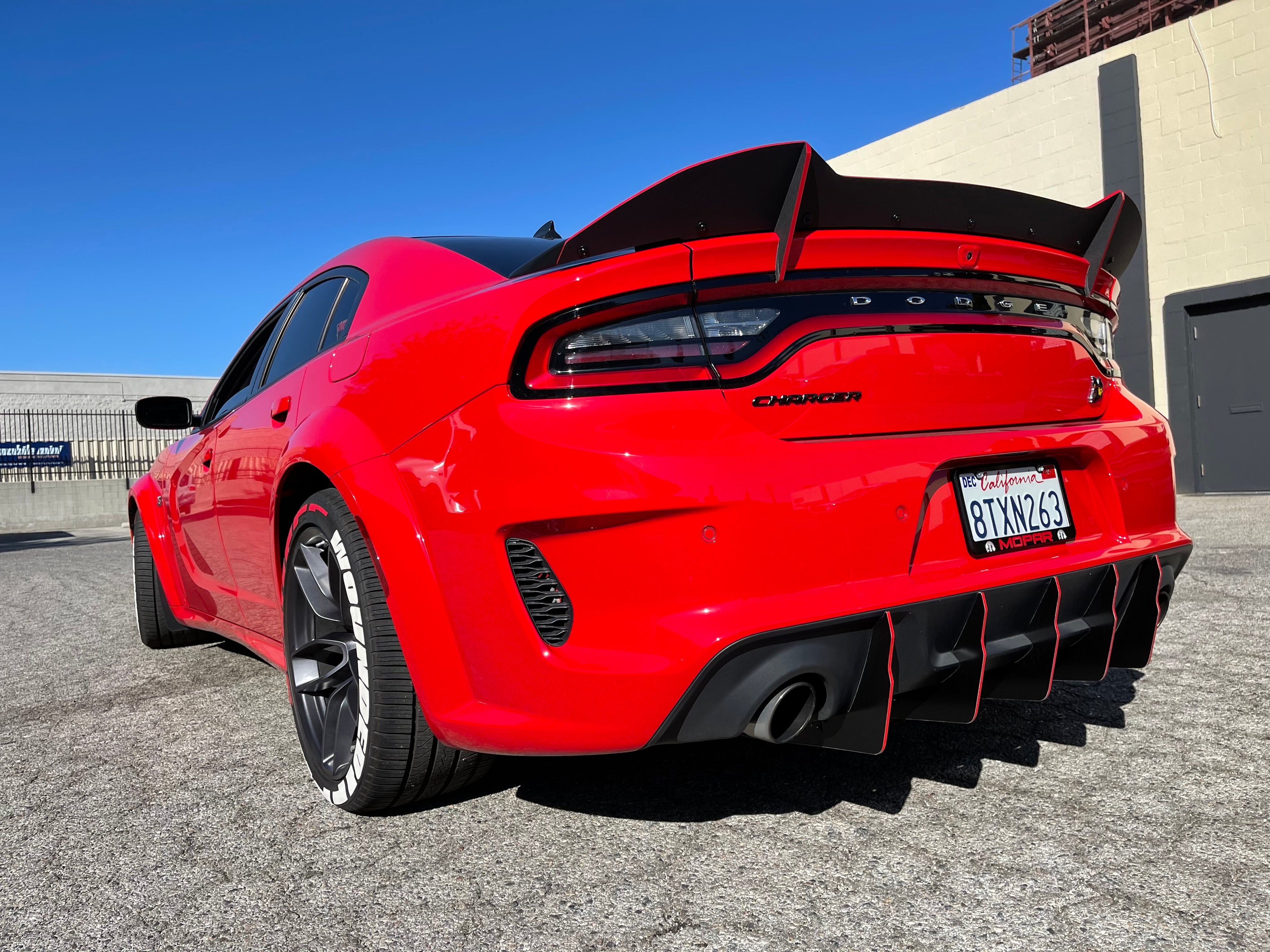 Dodge Charger V2 +1 Sharp Design Wickerbill