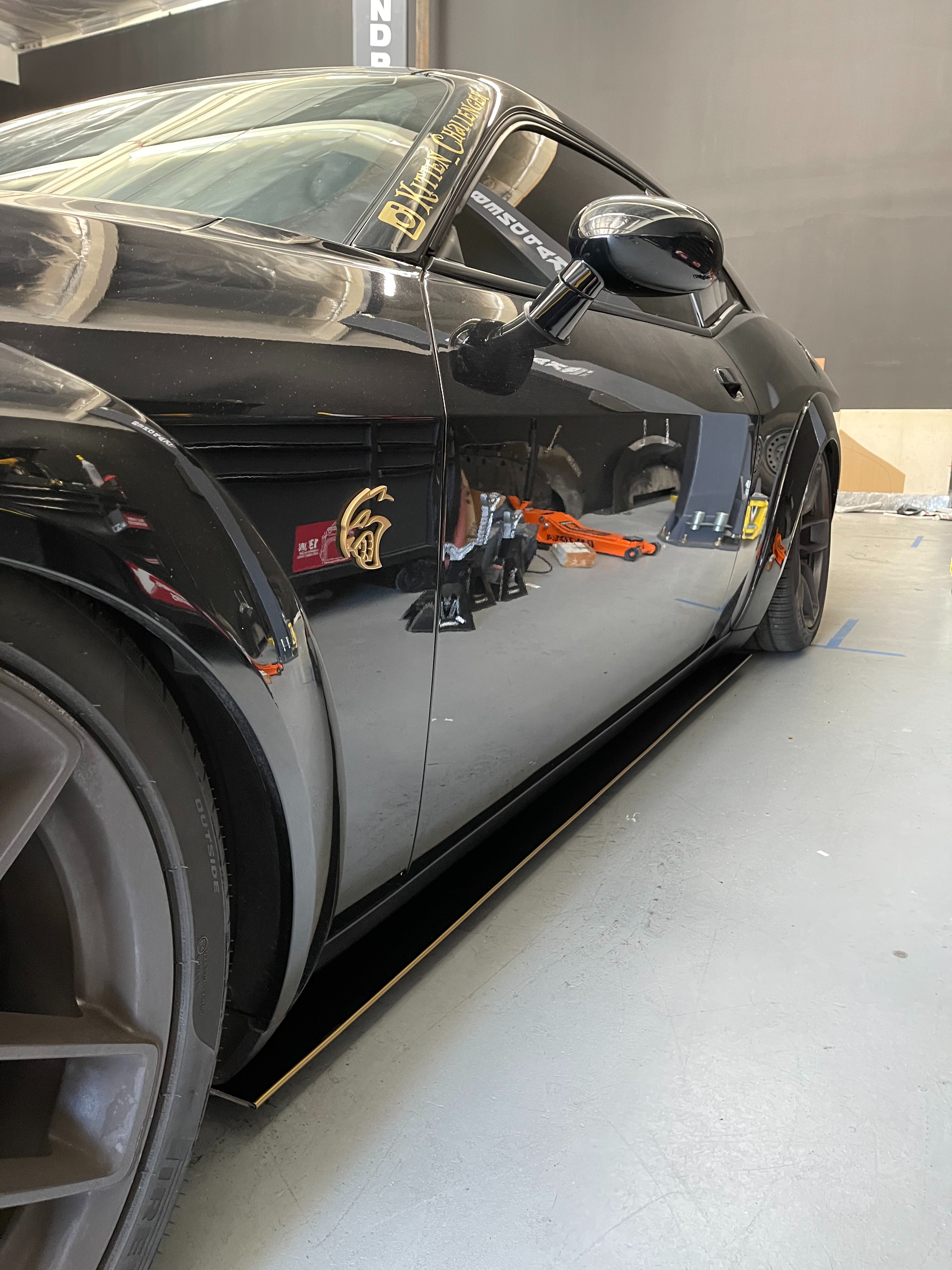 2018 - 2023 Dodge Challenger Widebody: Straight Style Side Skirts